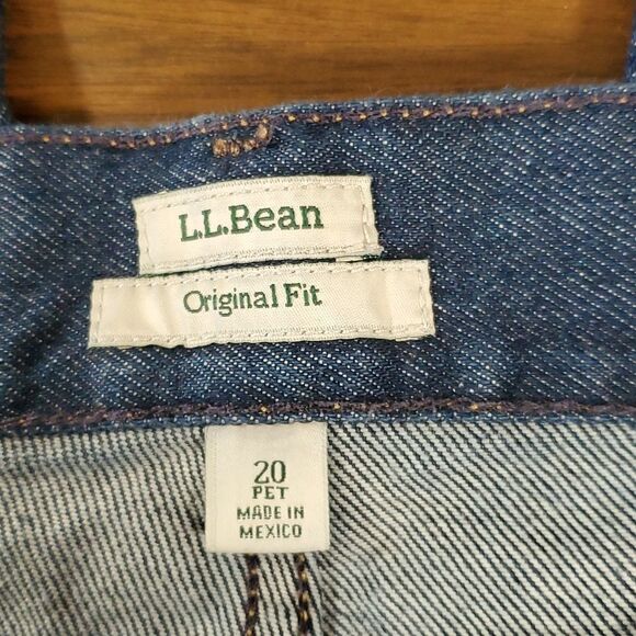 L.L. Bean Original Fit Straight Leg High Rise Jeans Dark Wash Women's Size 20P - Picture 6 of 13